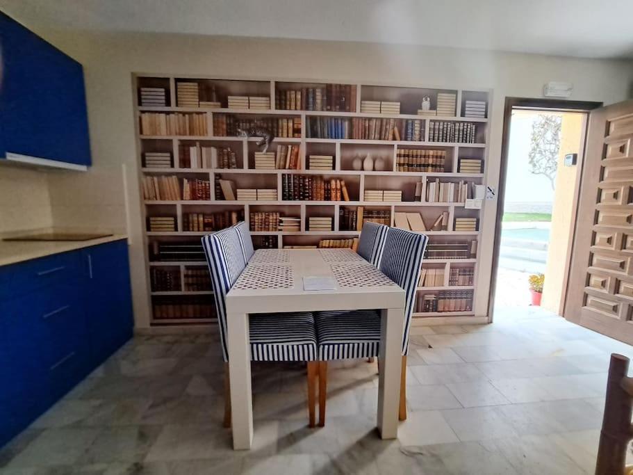 Vera Shore 4 Persons 2 Pools And Beach 200 M Екстериор снимка