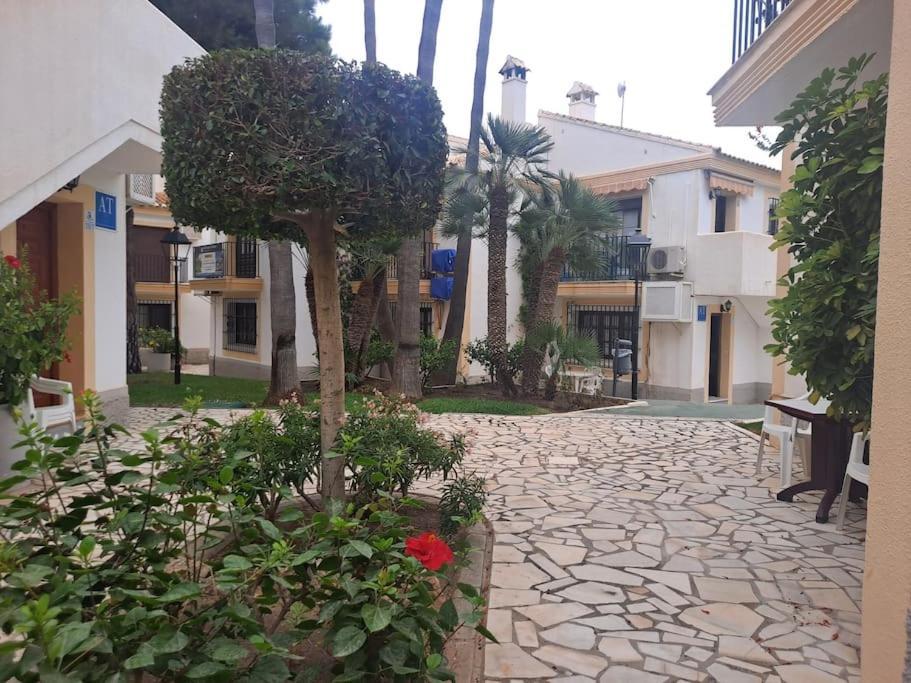 Vera Shore 4 Persons 2 Pools And Beach 200 M Екстериор снимка